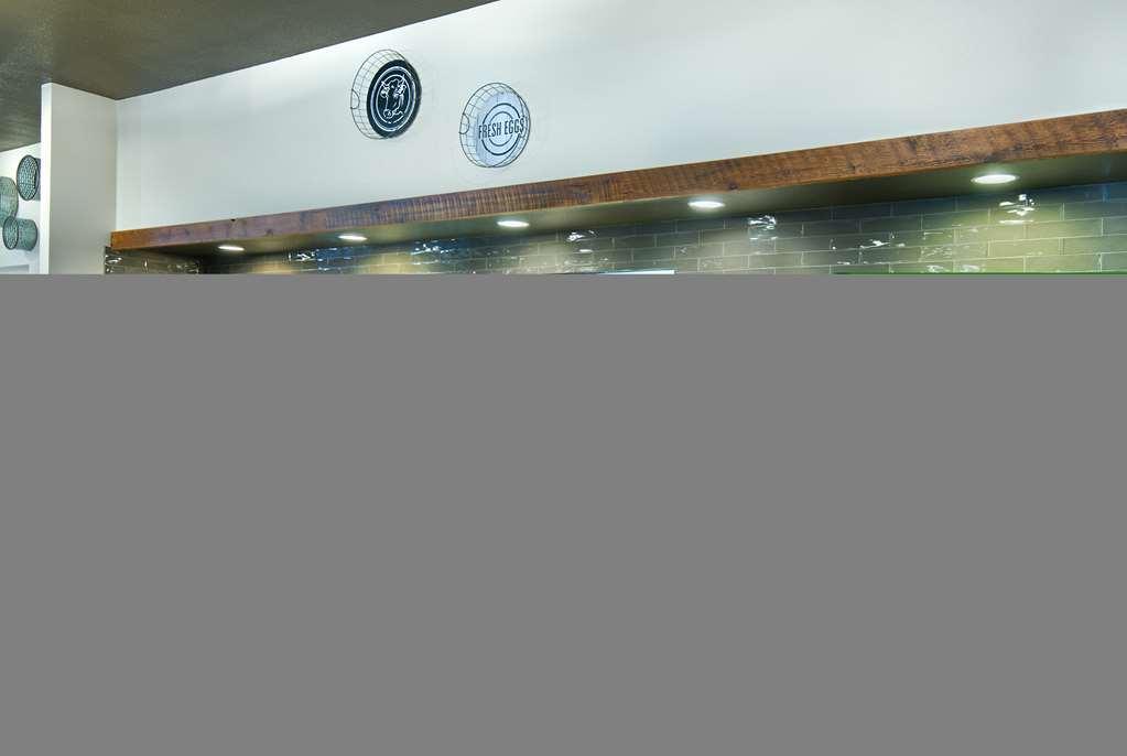 赫米斯顿牛津套房酒店 餐厅 照片